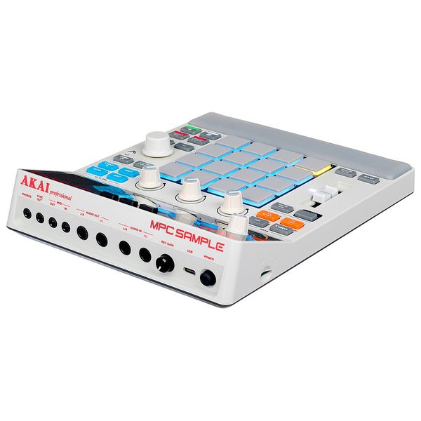 Akai MPC Sample vista lateral ranura microSD
