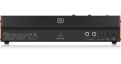 Behringer Model D Sintetizador Análogo