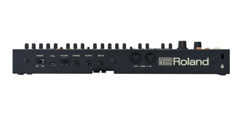 Roland Boutique Ju-06a Sintetizador