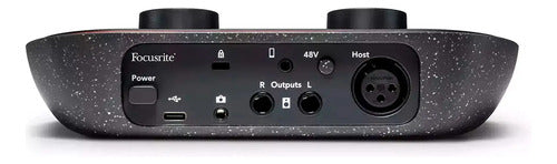 Focusrite Vocaster One Interfaz Audio Negro