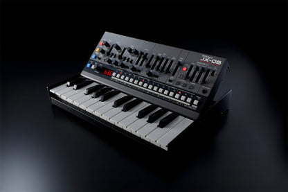 Sintetizador Roland Boutique Jx-08