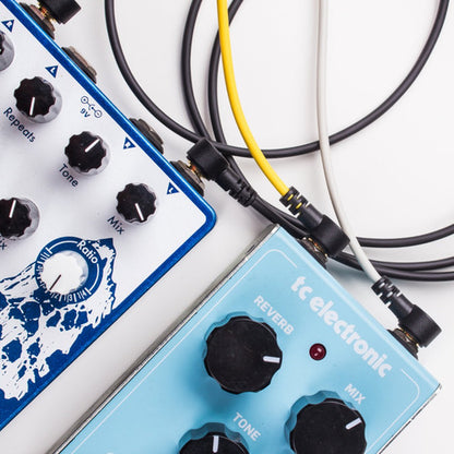 Myvolts Candycords: Cable Patch Angular Pedales, 10cm