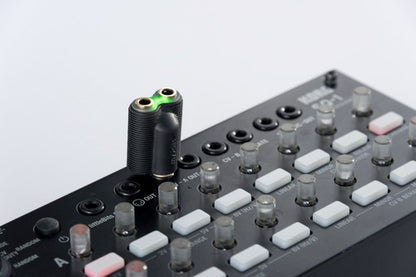 Duplicador De Señal Myvolts Halo Mult Con Led 3.5mm