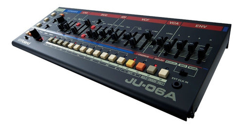 Roland Boutique Ju-06a Sintetizador