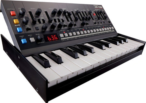 Sintetizador Roland Boutique Jx-08