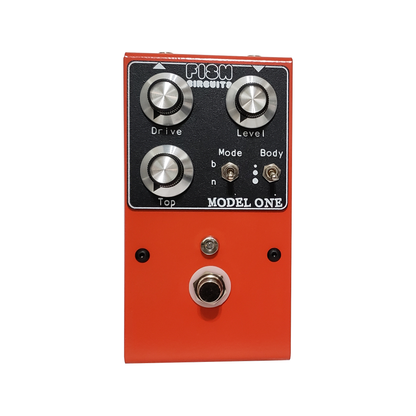 Fish Circuits Model One overdrive — vista superior de controles Drive, Level, Top, Mode y Body