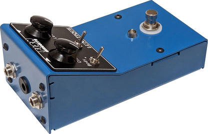 Fish Circuits Lunatique gated fuzz — vista trasera de conexiones