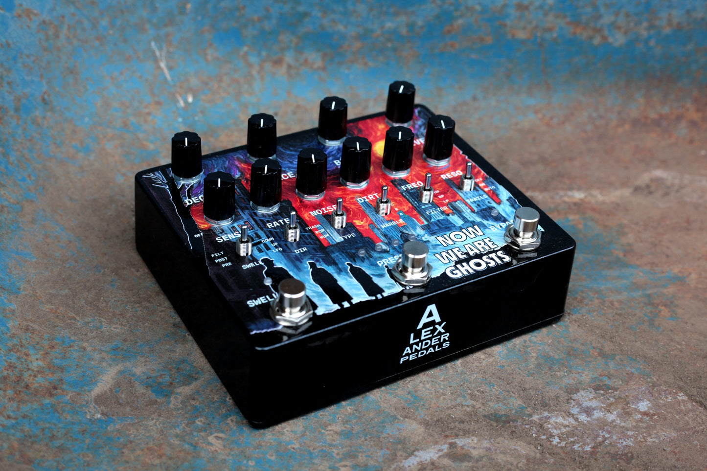 Alexander Pedals Now We Are Ghosts en uso