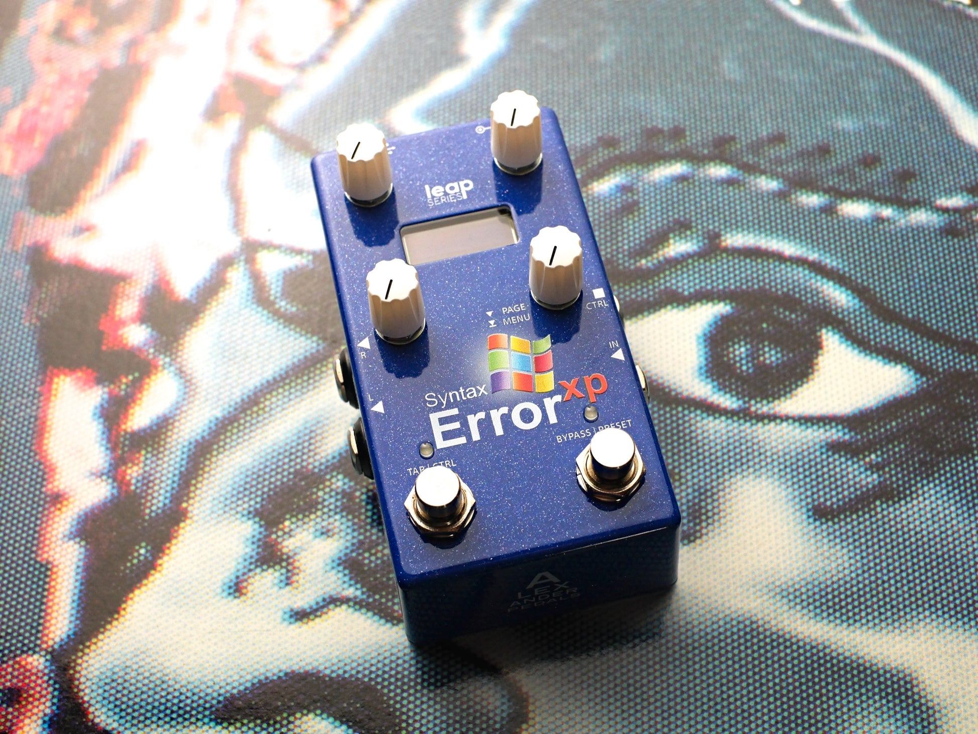 Alexander Pedals Syntax Error XP en pedalera